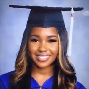 Meet your Posher, Symone